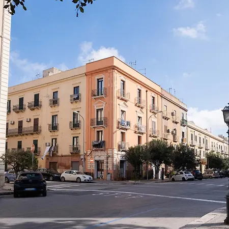 Roses Via Spalti Трапани