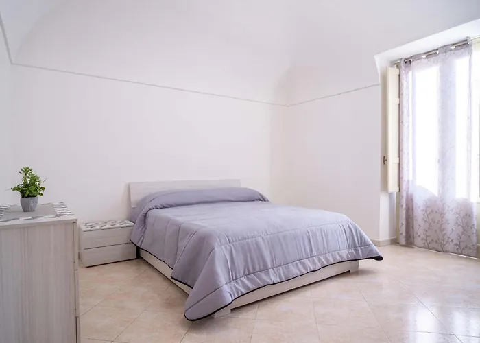 Roses Via Spalti Τραπάνι